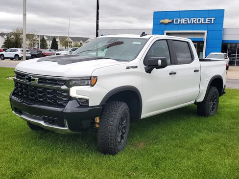 New 2026 Chevrolet Silverado 1500 ZR2 AWD/4WD image 4