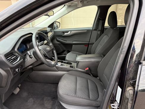 Used 2023 Ford Escape Active w/ Tech Pack #2 AWD/4WD image 16