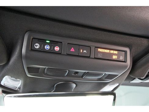 Used 2024 Chevrolet Corvette Stingray Coupe w/ Z51 Performance Package image 25