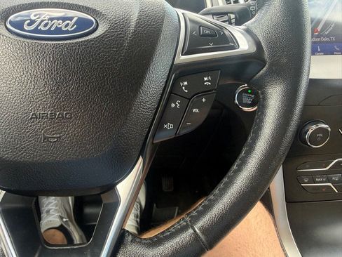 Used 2020 Ford Edge SEL w/ Convenience Package AWD/4WD image 24