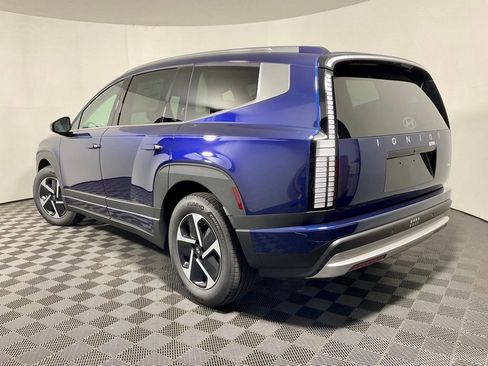 New 2026 Hyundai Ioniq 9 SE image 12