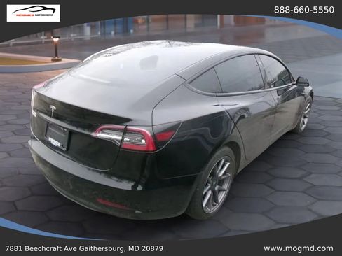 Used 2021 Tesla Model 3 Standard Range Plus image 2