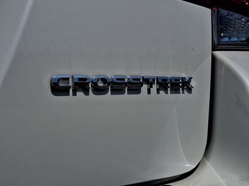 Used 2023 Subaru Crosstrek 2.5i Limited AWD/4WD image 32