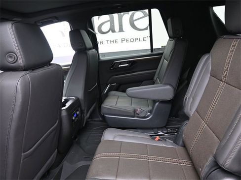 New 2025 Chevrolet Tahoe High Country w/ Sun And Tow Package image 10