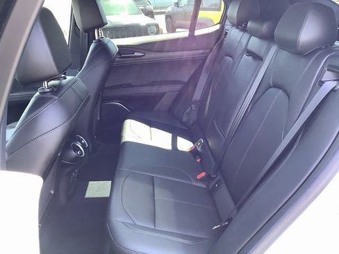 Used 2022 Alfa Romeo Stelvio Ti image 25