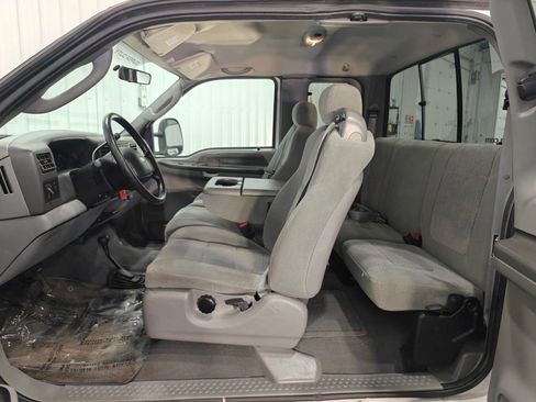 Used 2004 Ford F250 XLT AWD/4WD image 29