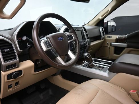 Certified 2018 Ford F150 Lariat image 18