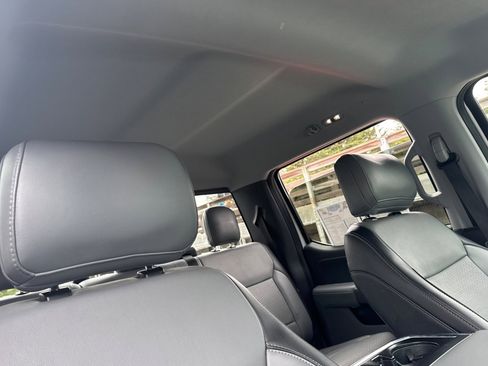 Certified 2021 Ford F150 Lariat w/ Equipment Group 502A High image 17