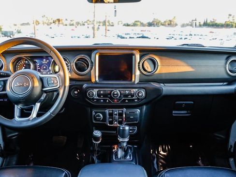 Used 2023 Jeep Wrangler Sahara 4xe image 15