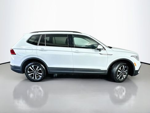 Used 2023 Volkswagen Tiguan S FWD image 8