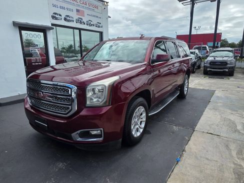 Used 2016 GMC Yukon XL SLT image 4