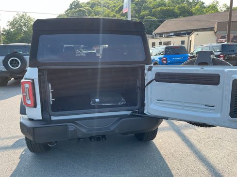 New 2026 Ford Bronco Outer Banks w/ Black Appearance Package AWD/4WD image 13
