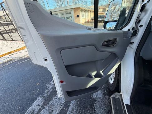 Used 2019 Ford Transit 250 130 Low Roof w/ Exterior Upgrade Package image 11