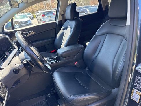 Certified 2023 Kia Sportage EX AWD/4WD image 6