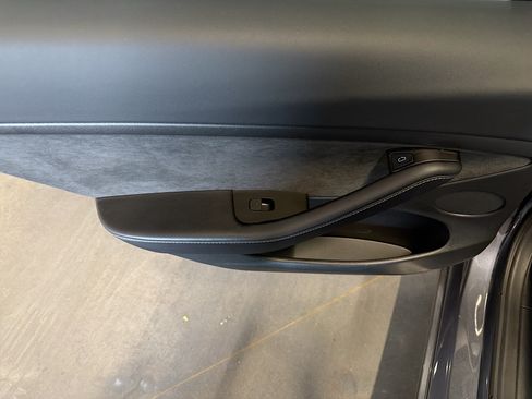 Used 2023 Tesla Model 3 Long Range AWD/4WD image 28