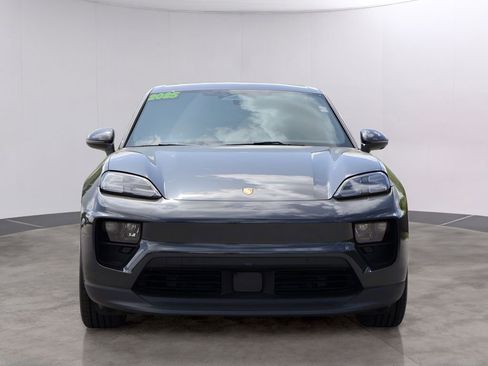 Used 2025 Porsche Macan 4 Electric AWD/4WD image 12