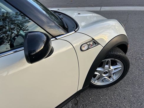 Used 2010 MINI Cooper Clubman S image 24