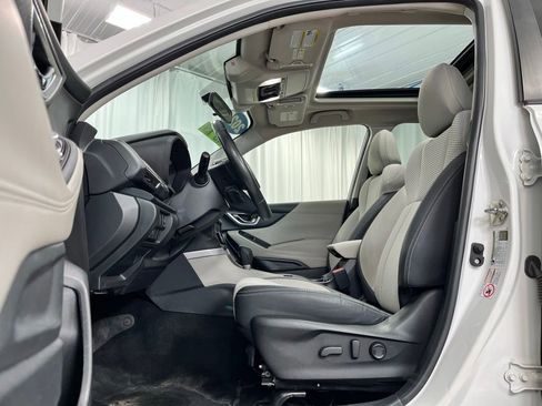 Used 2020 Subaru Forester Premium AWD/4WD image 11