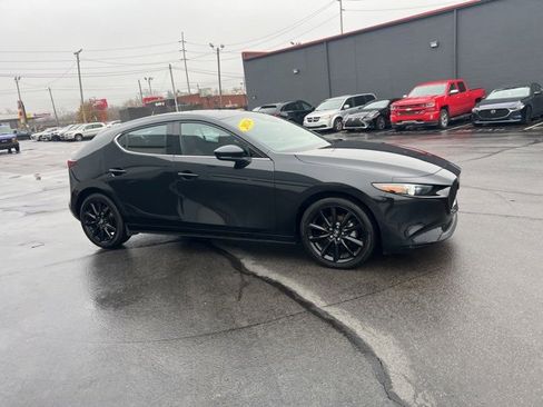 Used 2024 MAZDA MAZDA3 s image 3