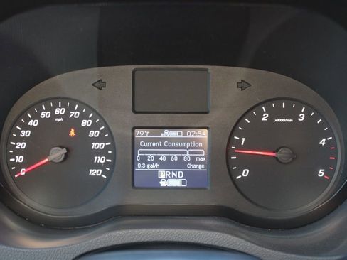 Used 2019 Mercedes-Benz Sprinter 3500 image 32