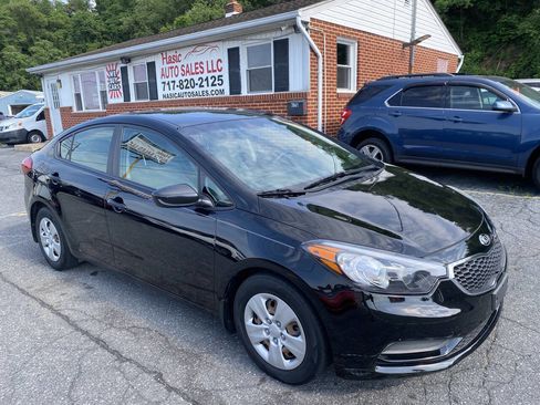 Used 2015 Kia Forte LX FWD image 3
