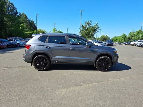 Used 2024 Volkswagen Taos SE w/ Black Wheel Plus Package AWD/4WD image 34