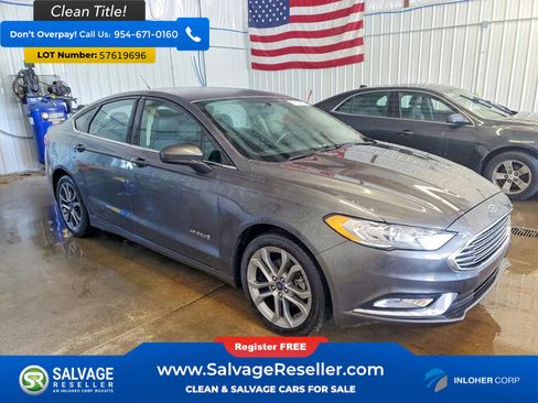 Used 2017 Ford Fusion SE w/ Equipment Group 601A FWD image 5