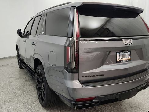 Used 2021 Cadillac Escalade Sport w/ LPO, ONYX Package AWD/4WD image 20