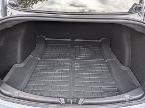 Used 2021 Tesla Model 3 Standard Range Plus image 13