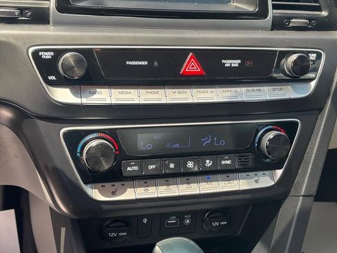 Used 2019 Hyundai Sonata SEL w/ Cargo Package FWD image 18
