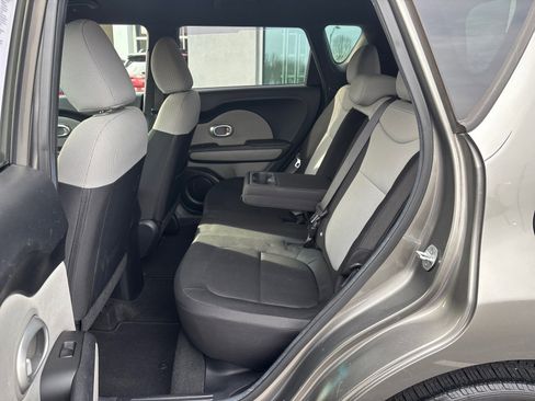 Used 2014 Kia Soul image 34