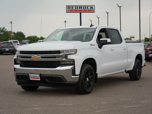 Used 2020 Chevrolet Silverado 1500 LT w/ True North Edition AWD/4WD image 7