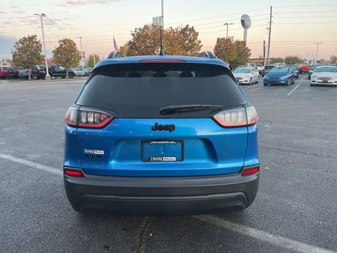 Used 2020 Jeep Cherokee Latitude Plus image 8