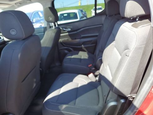 Used 2022 GMC Acadia SLE w/ Driver Convenience Package AWD/4WD image 13