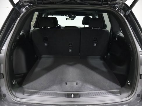 New 2026 Jeep Grand Cherokee Laredo image 11