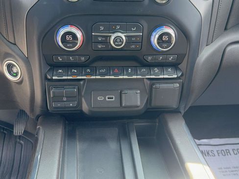 Used 2020 GMC Sierra 1500 Denali w/ Denali Ultimate Package AWD/4WD image 25
