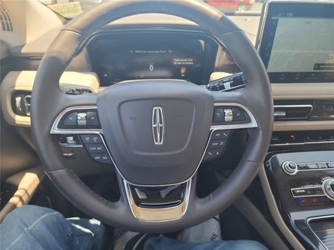 Used 2023 Lincoln Nautilus Reserve FWD image 38