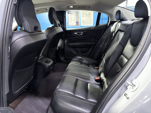Used 2024 Volvo S60 B5 Plus AWD/4WD image 28