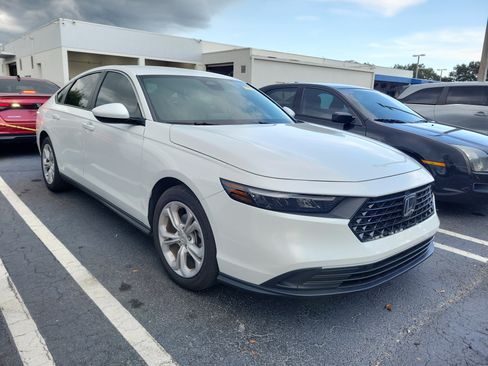 Certified 2025 Honda Accord LX image 1
