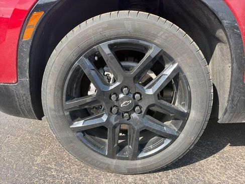 Certified 2024 Chevrolet Blazer RS w/ Driver Confidence II Package image 9
