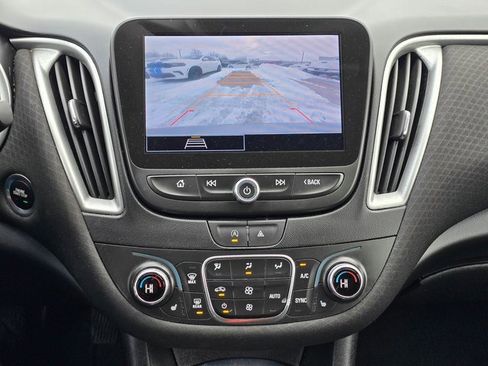 Used 2023 Chevrolet Malibu LT image 17