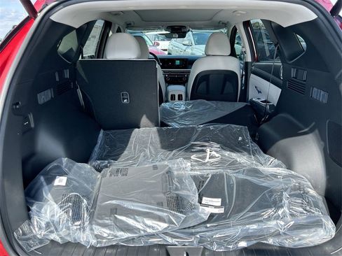New 2026 Hyundai Tucson Limited image 15
