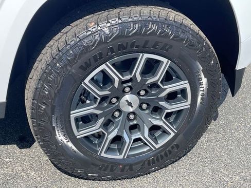 New 2026 Chevrolet Colorado Z71 w/ Technology Package AWD/4WD image 26
