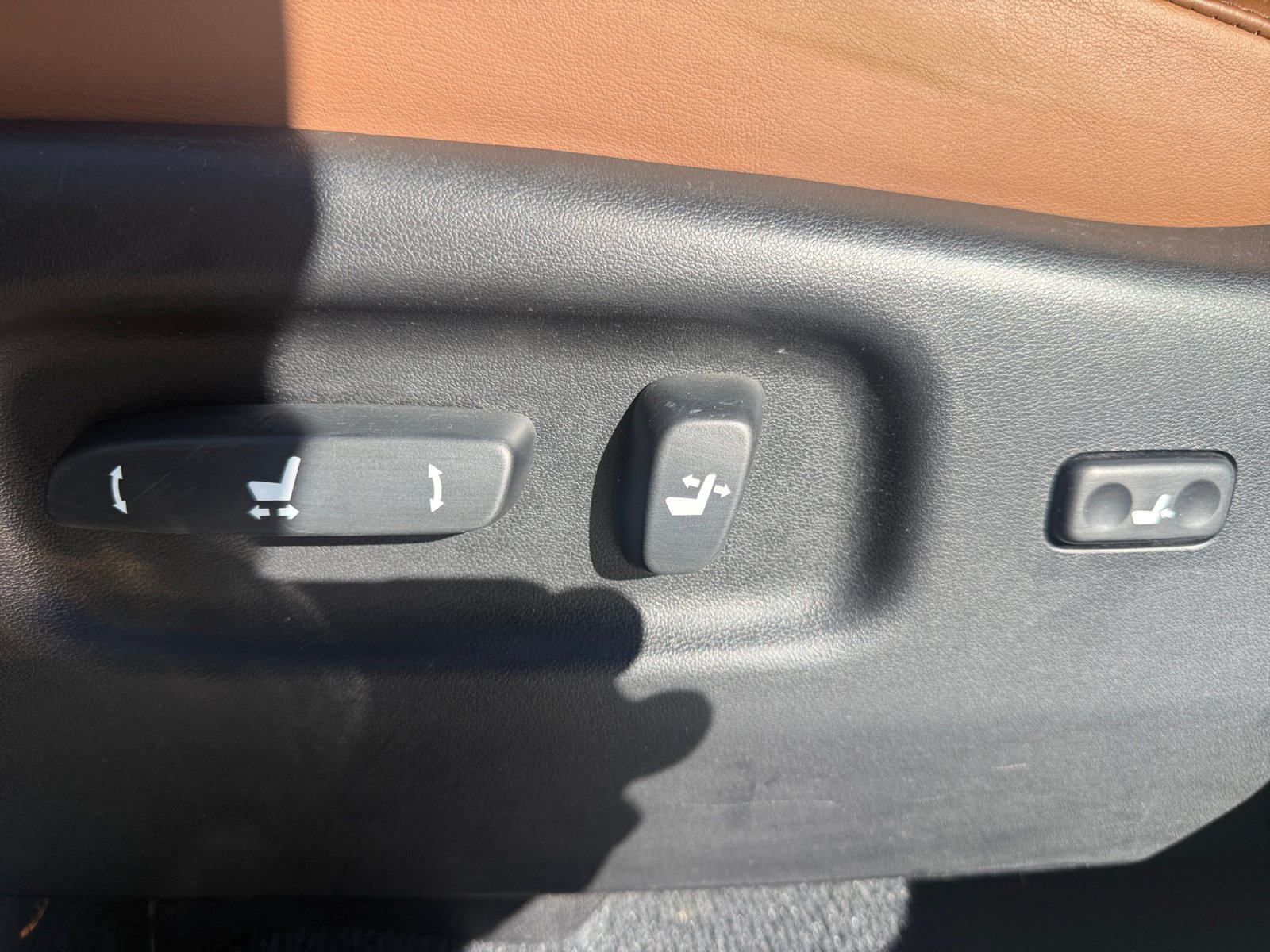 Used 2013 Lexus RX 350 AWD w/ Navigation Pkg image 14