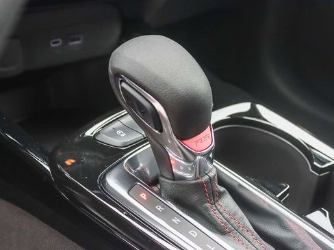 New 2026 Chevrolet Trax RS image 18