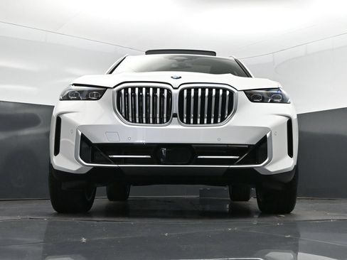 New 2026 BMW X5 xDrive40i w/ Climate Comfort Package AWD/4WD image 45