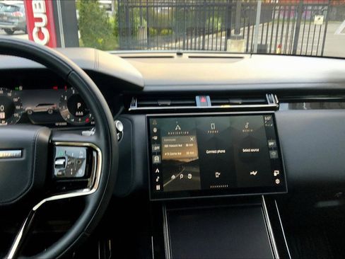 Used 2026 Land Rover Range Rover Velar Dynamic SE image 6