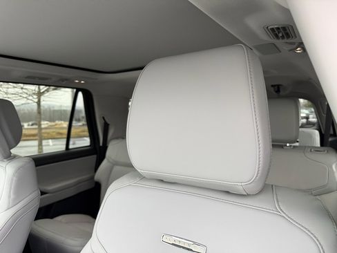 New 2026 Ford Expedition Max Platinum w/ Driver's Package image 24