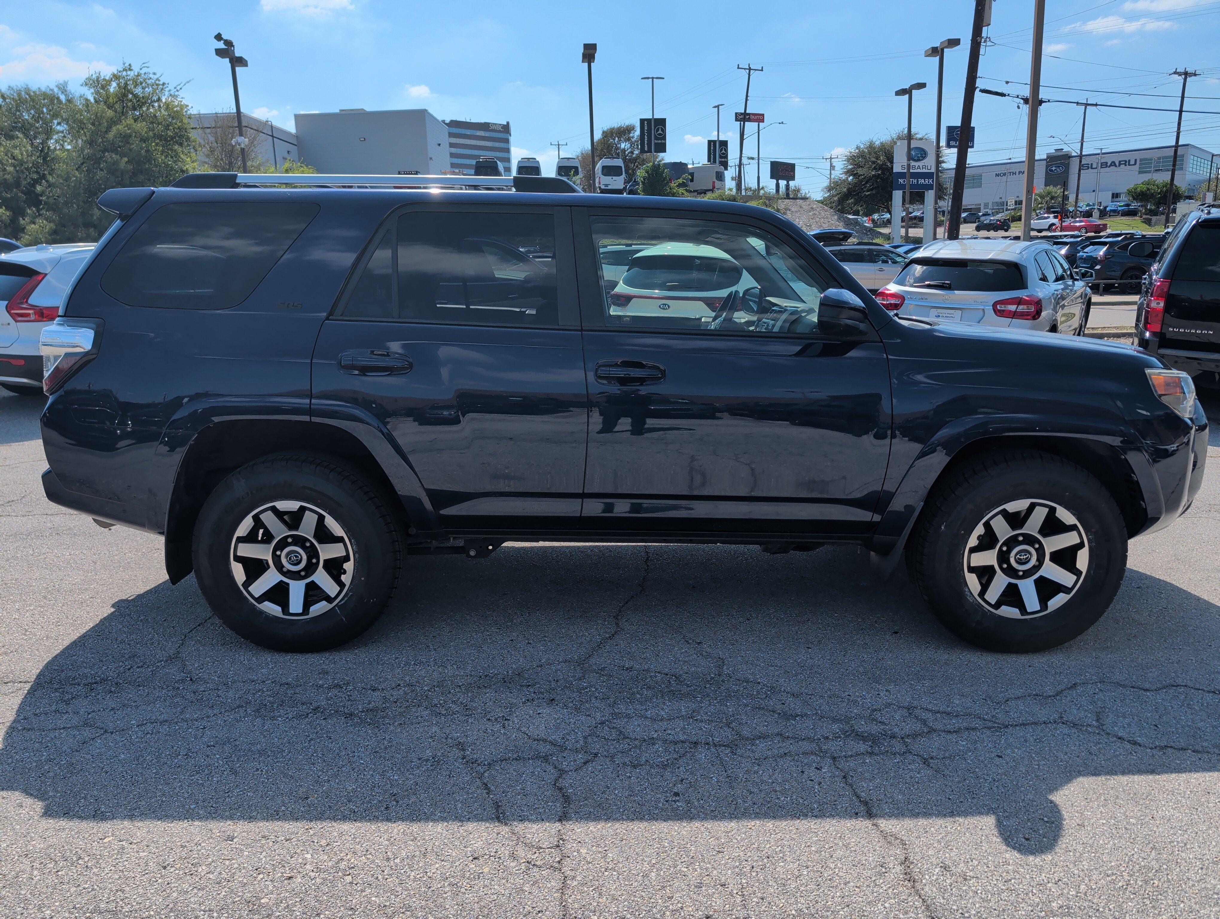 Used 2016 Toyota 4Runner SR5 RWD image 18