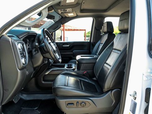 Used 2022 GMC Sierra 3500 Denali w/ Denali Ultimate Package AWD/4WD image 4